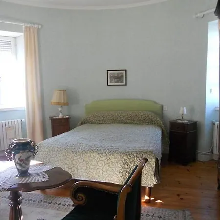 Chateau De La Moissetie Bed & Breakfast 2*