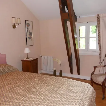 Chateau De La Moissetie Bed & Breakfast