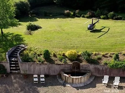 Chateau De La Moissetie Bed & Breakfast 2*
