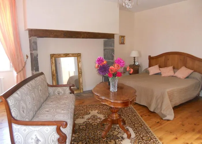 Alojamento de Acomodação e Pequeno-almoço Château De La Moissetie 3*